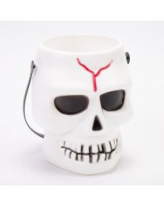 Calavera plástica lisa con herida frontal 15.5cm
