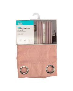 Cortina rosa con diseño