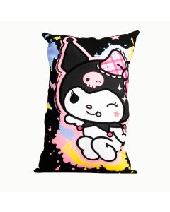 Almohada vertical kuromi negro