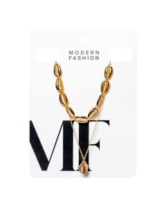 Collar con conchas doradas