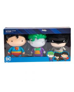 Figura acción plástico Superman Batman y Joker 3pzas +3a surtido