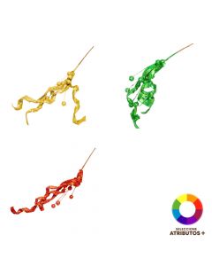 Rama escarchada con frutos