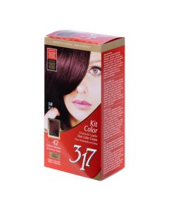 Tinte rojo oscuro audaz