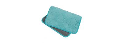 Alfombra afelpada con relieve  turquesa