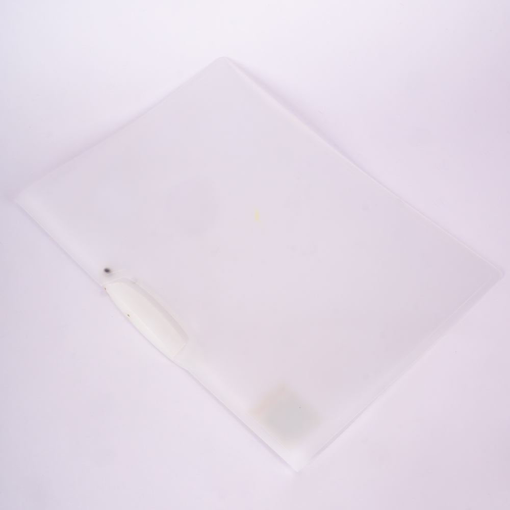 Folder plástico con prensa a4 0.4mm transparente