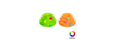 Juguete torre con pelotas