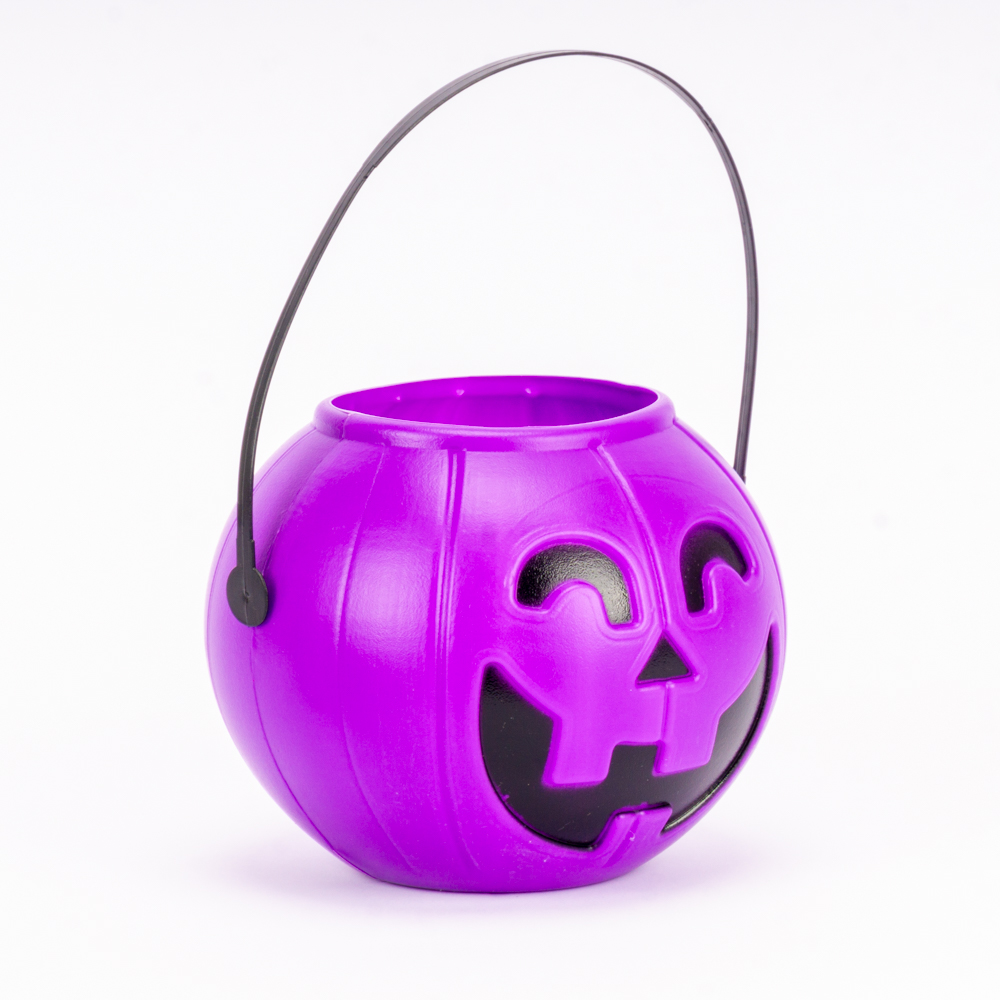 Calabaza plástica Halloween 16cm morado y negro