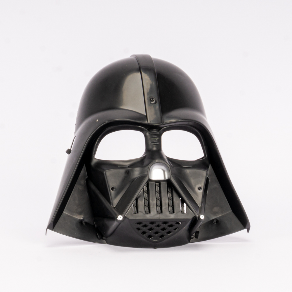 Máscara plástica Darth Vader 21cm negro