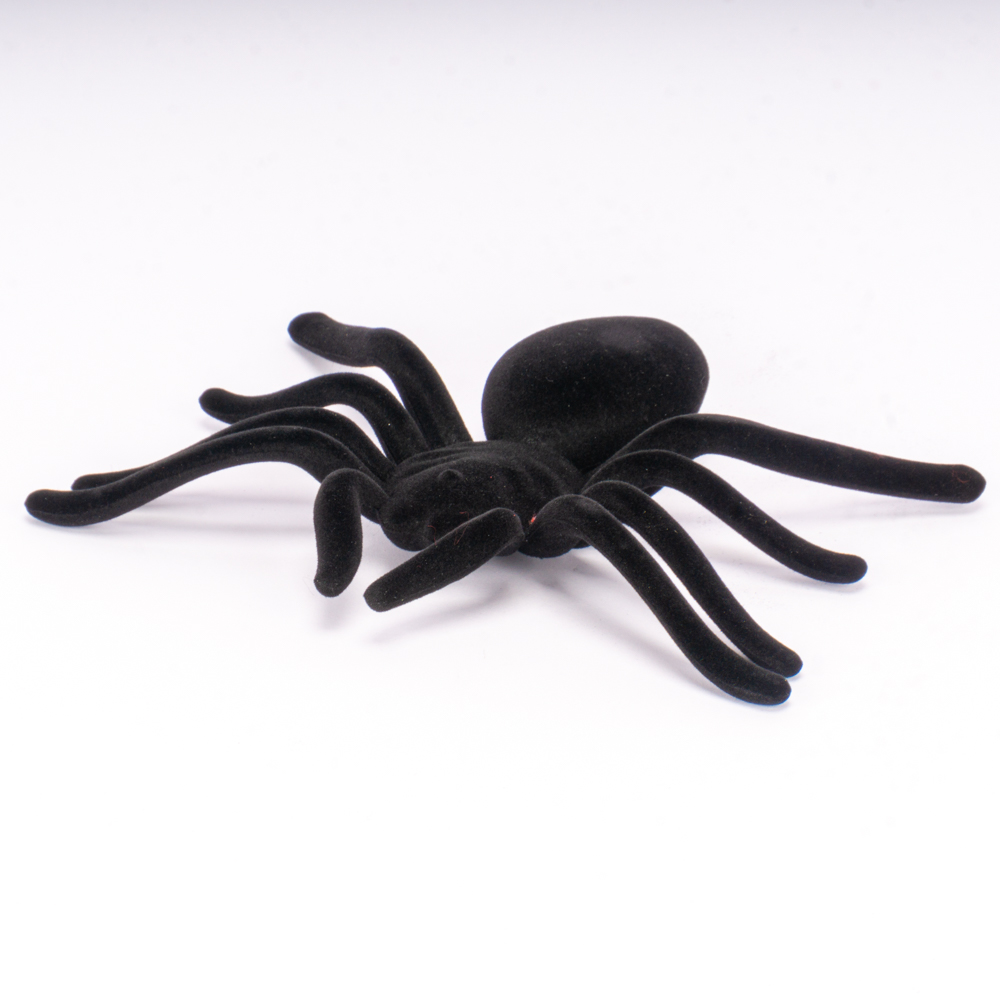 Araña afelpada 19cm negro