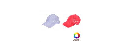 Gorra estampada con relieve