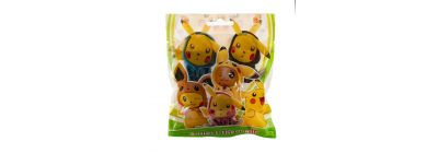 Figura plástica coleccionable pikachu +3a surtido