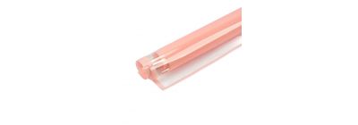 Papel plástico rosado y transparente