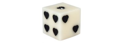Candela dado blanco y negro