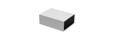 Caja plegable estampado blanco y negro