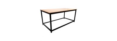 Mesa de madera y metal rectangular