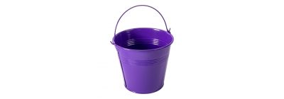 Balde metálico con asa