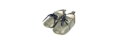 Zapato niño bebe liso con lazo