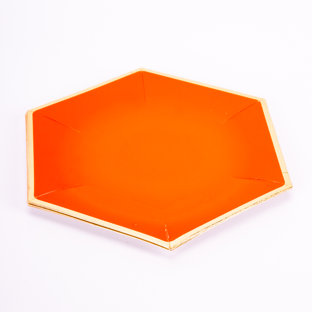 Plato cartón hexagonal liso con borde 7pulg 6und 