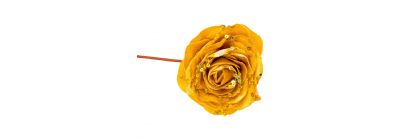 Rosa afelpada dorada navideña