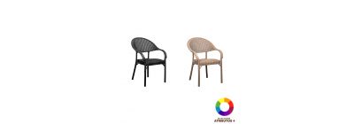 Silla plástica con relieve